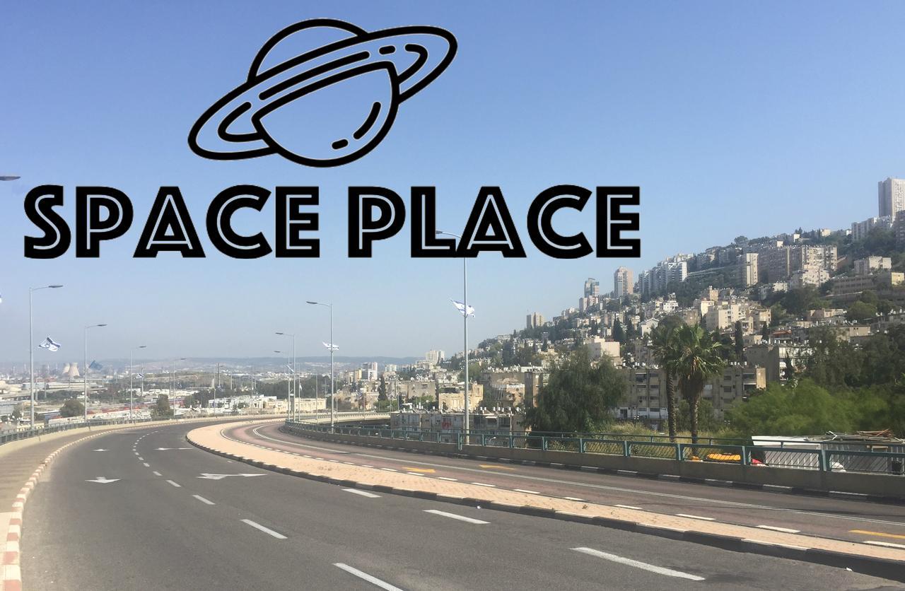 Space Place Haïfa Extérieur photo